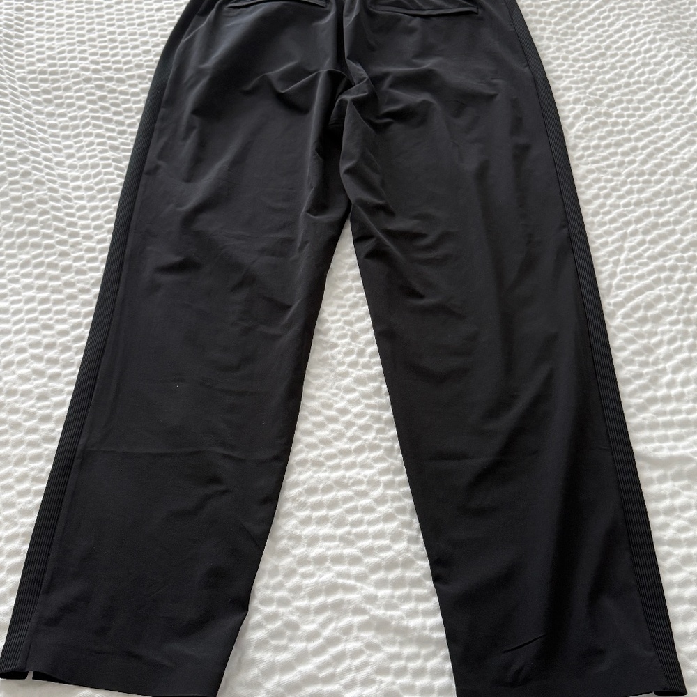 Ankle pants